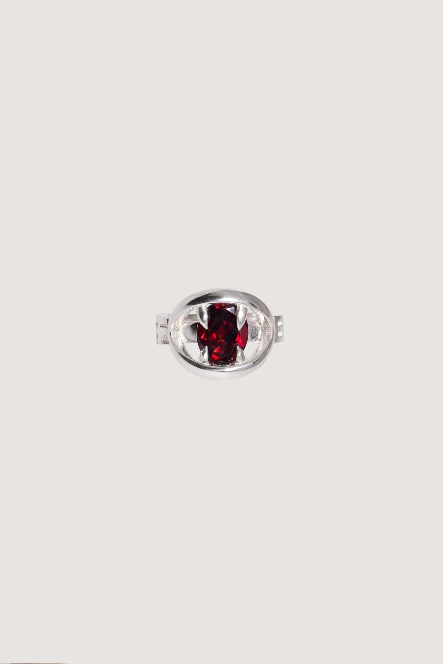 каблучка BEAST