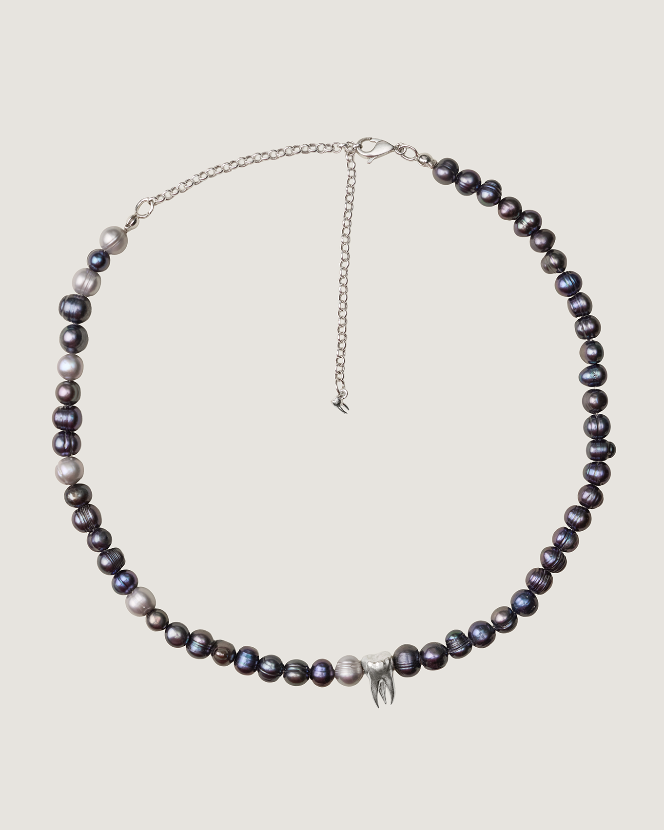 низка BLACK x SILVER